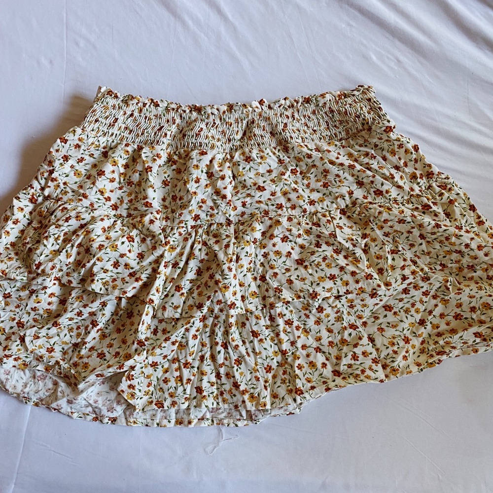 Floral mini skirt